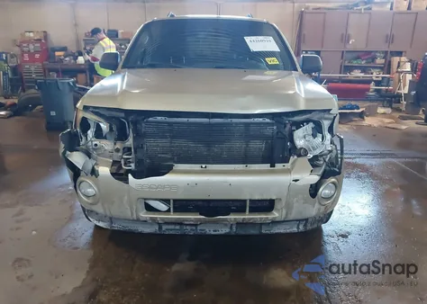 2011 Ford Escape Xlt from USA, damaged, VIN 1FMCU9D78BKB98861